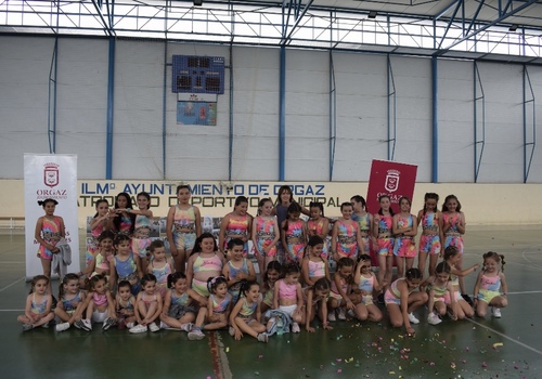 EXHIBICIÓN ESCUELA MUNICIPAL DE ZUMBA