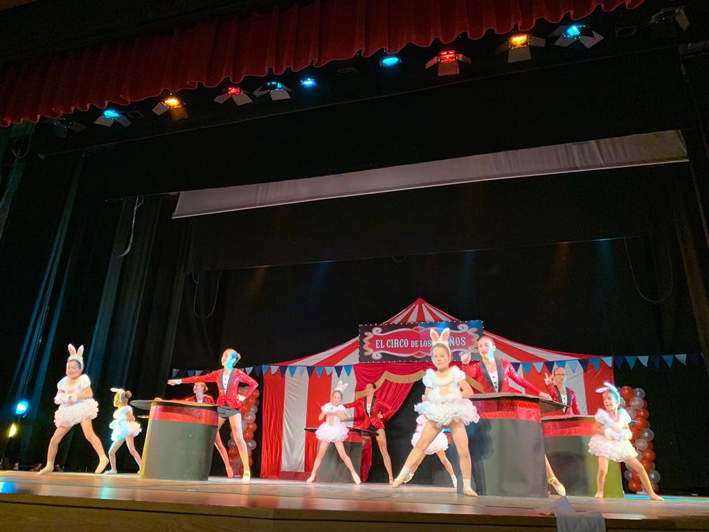 Escuela de danza Merevel hoy en el Auditorio Calderón de la Barca