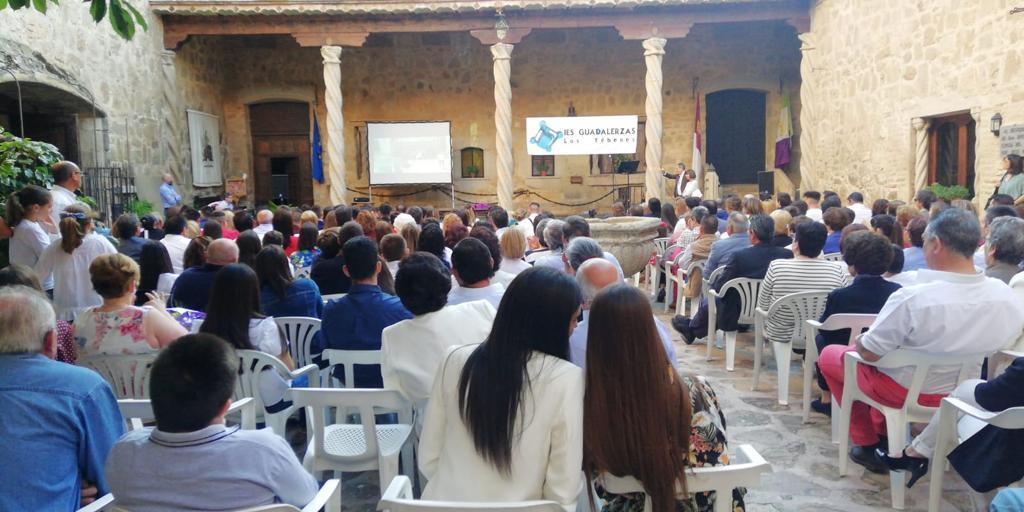 Acto de graduación en el Castillo de los Condes de Orgaz 