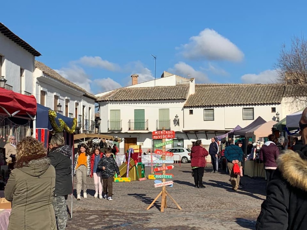 Inauguración del Mercadillo Navideño Sostenible