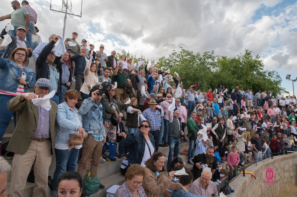 GALERÍA FOTOGRÁFICA DE LA CORRIDA DE TOROS DE LA 52ª FIESTA DE PRIMAVERA