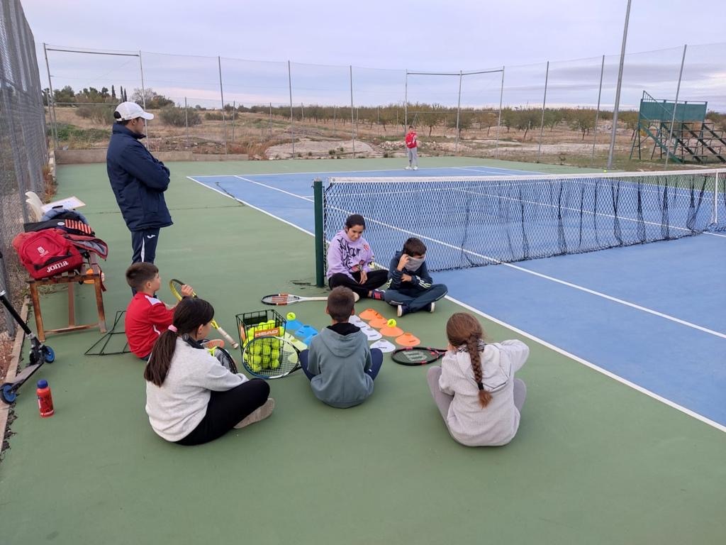 PRIMER TALLER DE TENIS