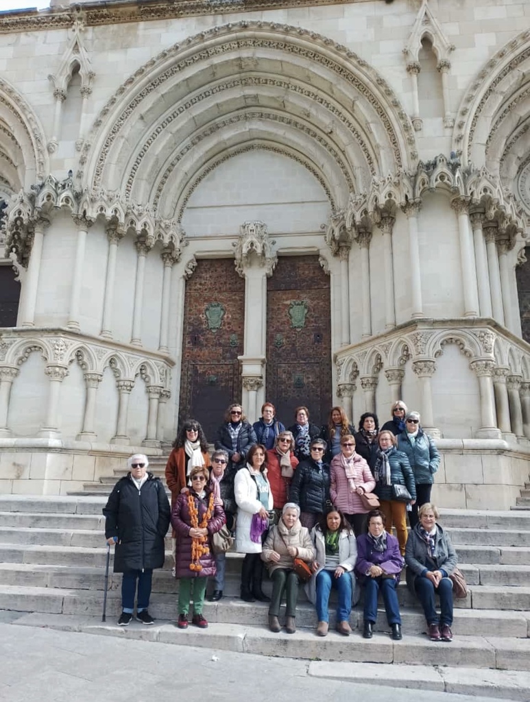 LA ASOCIACIÓN DE MUJERES VISITA CUENCA 