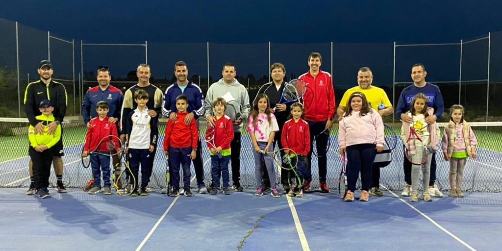 TENIS EN FAMILIA 