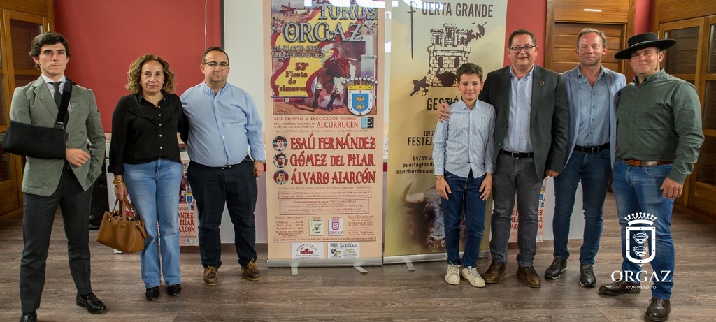 PRESENTACIÓN DEL CARTEL DE LA CORRIDA DE TOROS DE LA FDP