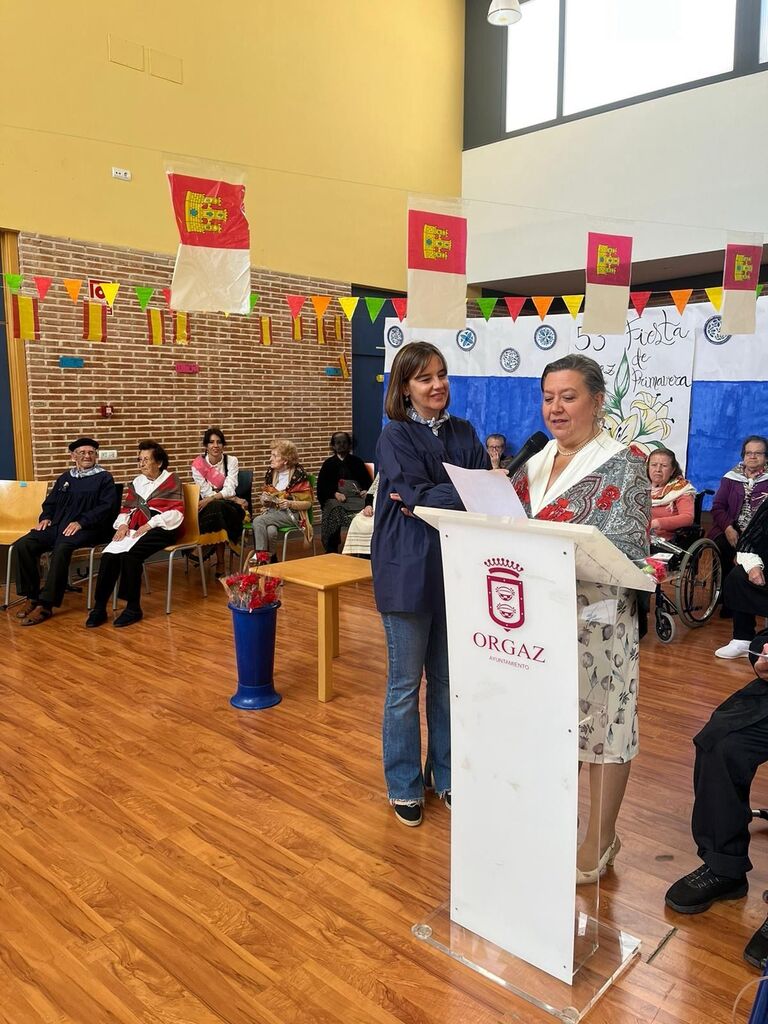 PROCLAMACIÓN DE DOÑA JIMENA EN EL CENTRO DE DÍA 