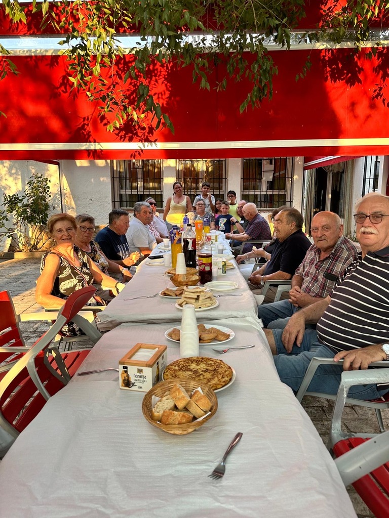 DIA DEL ABUELO EN ARISGOTAS 
