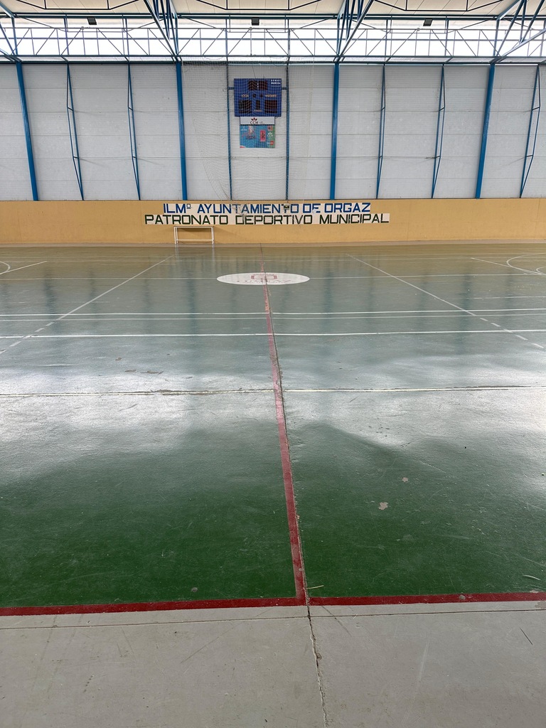 REFORMAS EN EL PABELLÓN MUNICIPAL 