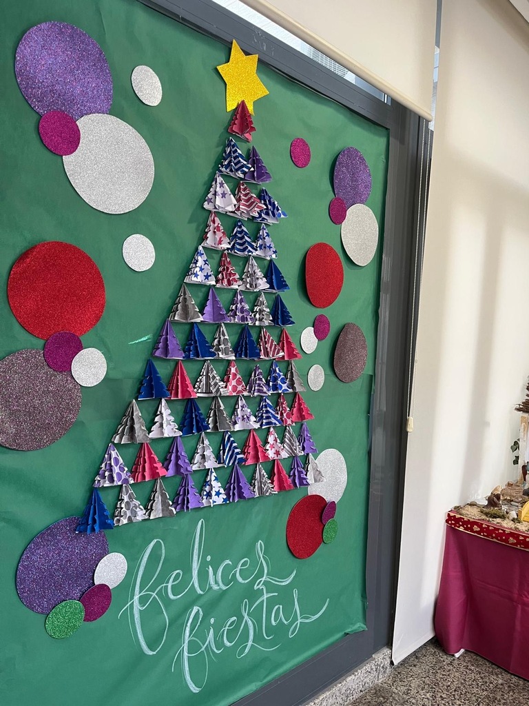 ADORNOS NAVIDEÑOS REALIZADOS POR LOS ABUELOS