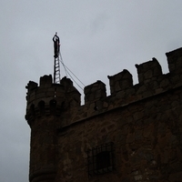 BANDERAS EN EL CASTILLO