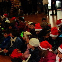 Visita de los niños del primer ciclo de Educación Primaria a los mayores