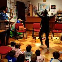 Visita de la Escuela Infantil a la Biblioteca