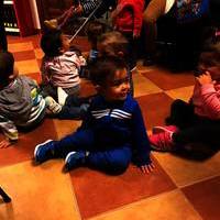 Visita de la Escuela Infantil a la Biblioteca