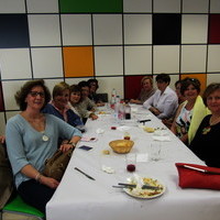 Asociacion de Mujeres celebrando el dia de la Madre