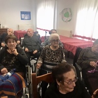 El Equipo de Gobierno y las nuevas Auxiliares Sociaosanitarias visitan la Residencia y el Centro de Día 