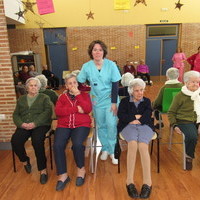 Los niños del CEIP Conde de Orgaz visitan la Residencia y el Centro de Día 