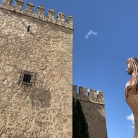 Escultura en honor a la mujer orgaceña 