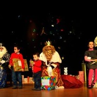 ENTREGA DE REGALOS DE LOS REYES MAGOS (I) 