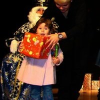 ENTREGA DE REGALOS DE LOS REYES MAGOS (II)