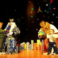 ENTREGA DE REGALOS DE LOS REYES MAGOS (II)