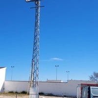 El Ayuntamiento mejora el alumbrado del Campo Deportivo