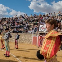 GALERÍA FOTOGRÁFICA DE LA CORRIDA DE TOROS DE LA 52ª FIESTA DE PRIMAVERA