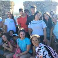 LOS ALUMNOS DEL CURSO MONITORES VISITAN EL CASTILLO