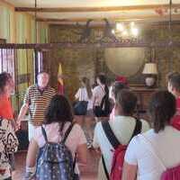 LOS ALUMNOS DEL CURSO MONITORES VISITAN EL CASTILLO