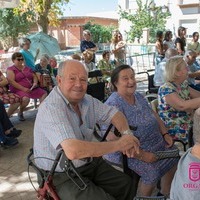 CONCIERTO DE MUSICA PARA LOS ABUELOS DE LA RESIDENCIA