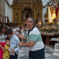 PRESENTACIÓN DE ALABARDAS AL CRISTO