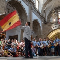 PRESENTACIÓN DE ALABARDAS AL CRISTO