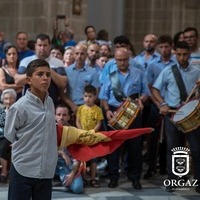 PRESENTACIÓN DE ALABARDAS AL CRISTO