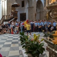 PRESENTACIÓN DE ALABARDAS AL CRISTO