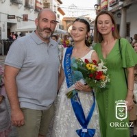 OFRENDA FLORAL AL CRISTO 