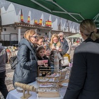 CANTANDO LA NAVIDAD Y MERCADO NAVIDEÑO 