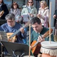 CANTANDO LA NAVIDAD Y MERCADO NAVIDEÑO 