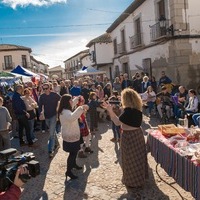 CANTANDO LA NAVIDAD Y MERCADO NAVIDEÑO 