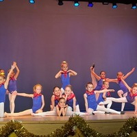 EXHIBICIÓN NAVIDAD ESCUELA DE GIMNASIA RÍTMICA 