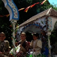 ACTOS DE LA XLII FIESTA DE PRIMAVERA. ROMERÍA Y OFRENDA FLORAL I