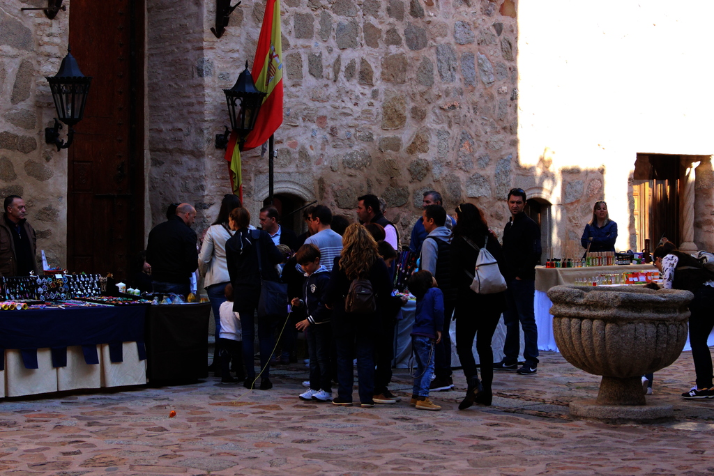 Mercado de artesanía Octubre