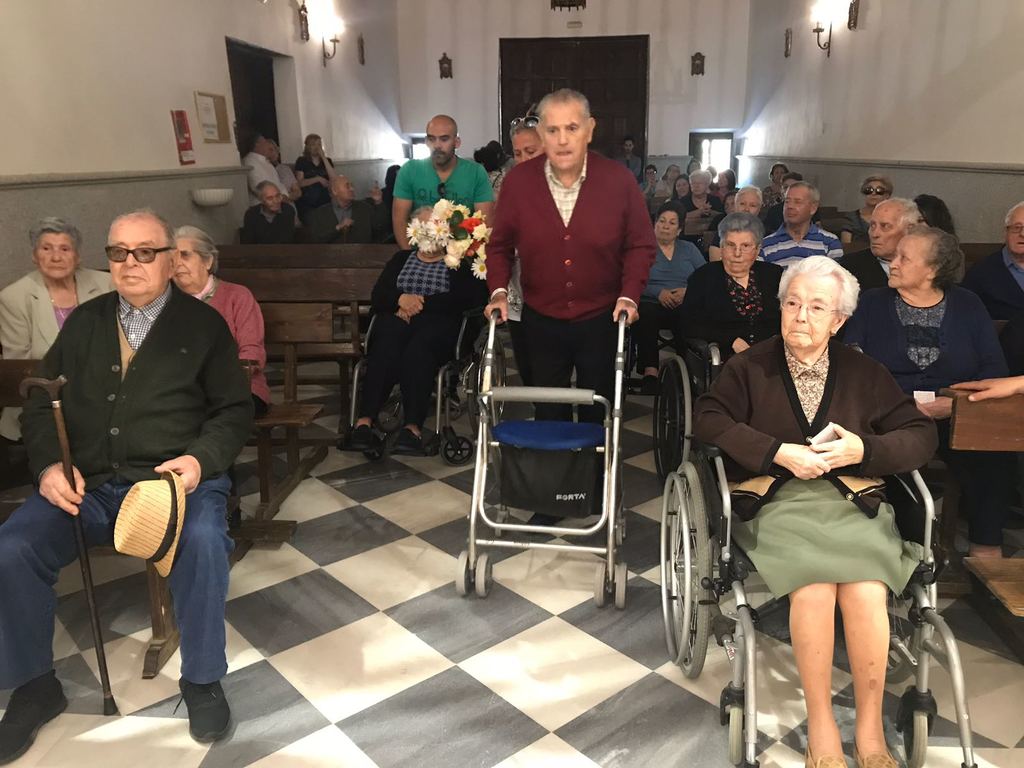 Bajada de la Virgen del Socorro de la Ermita al C.E.I.P -Conde de Orgaz-