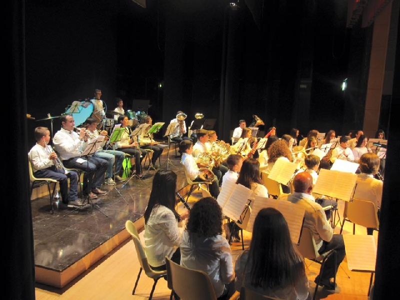 CONCIERTO NAVIDAD BANDA JOVEN